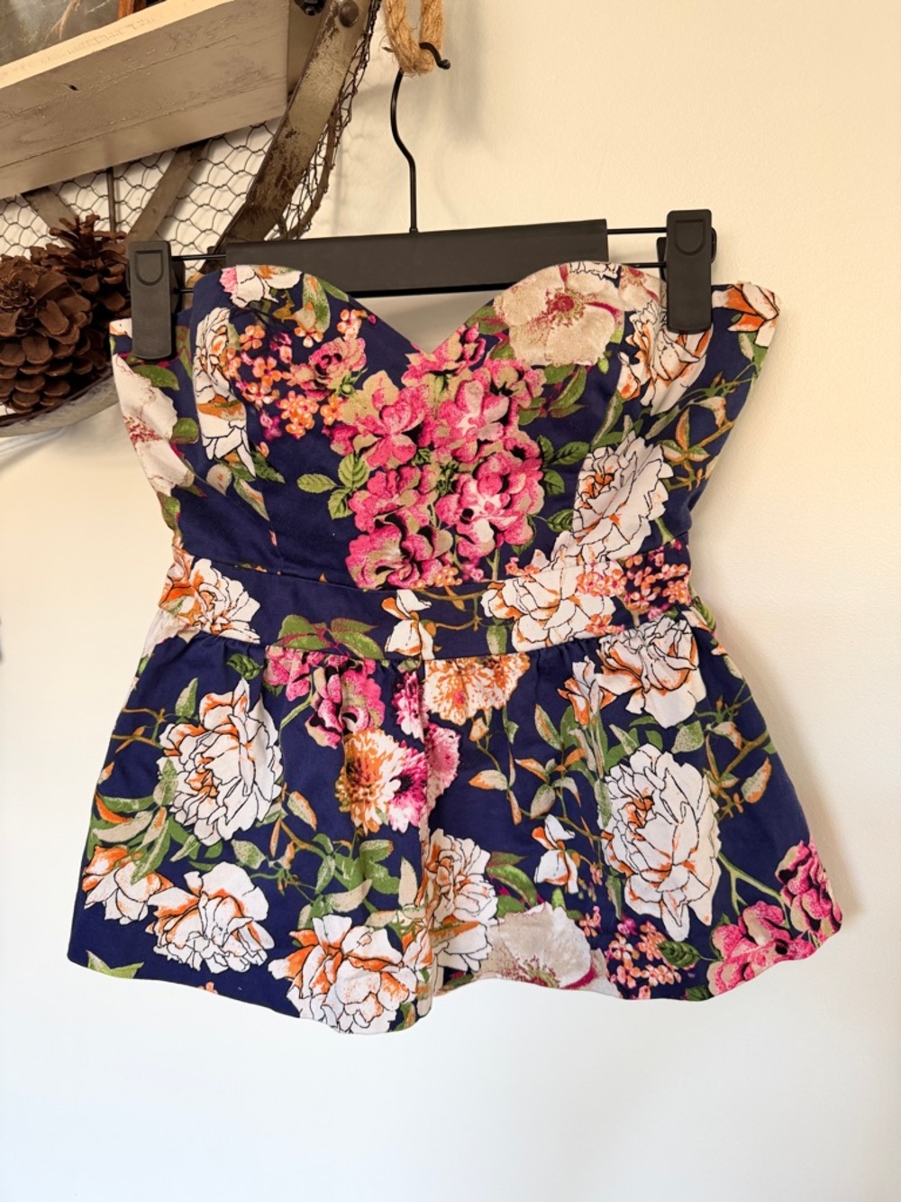Seductions Floral Strapless Top - Navy with Pink & White Flowers Sz S